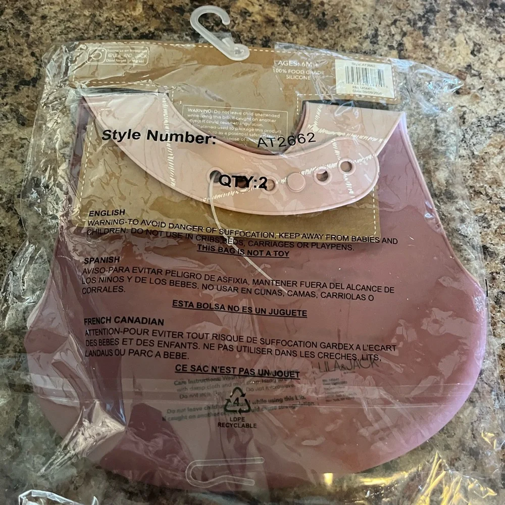 Lila & Jack 2 pk‎ silicone bibs
